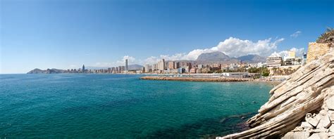 Guía gay de Benidorm 2023: bares, playas, hoteles y cruising en。